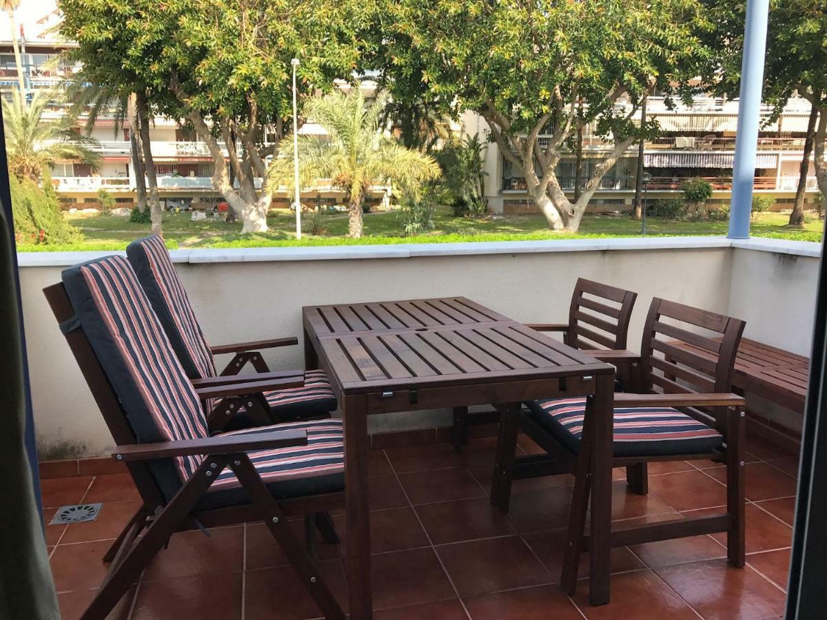 Playacarihuela Apartment Torremolinos Ngoại thất bức ảnh